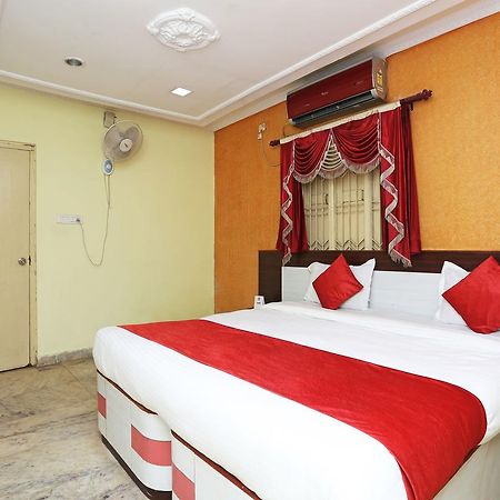 โอโย 4536 ชัยเทพ วิหาร Hotel บูบันเนสชวาร์ ภายนอก รูปภาพ