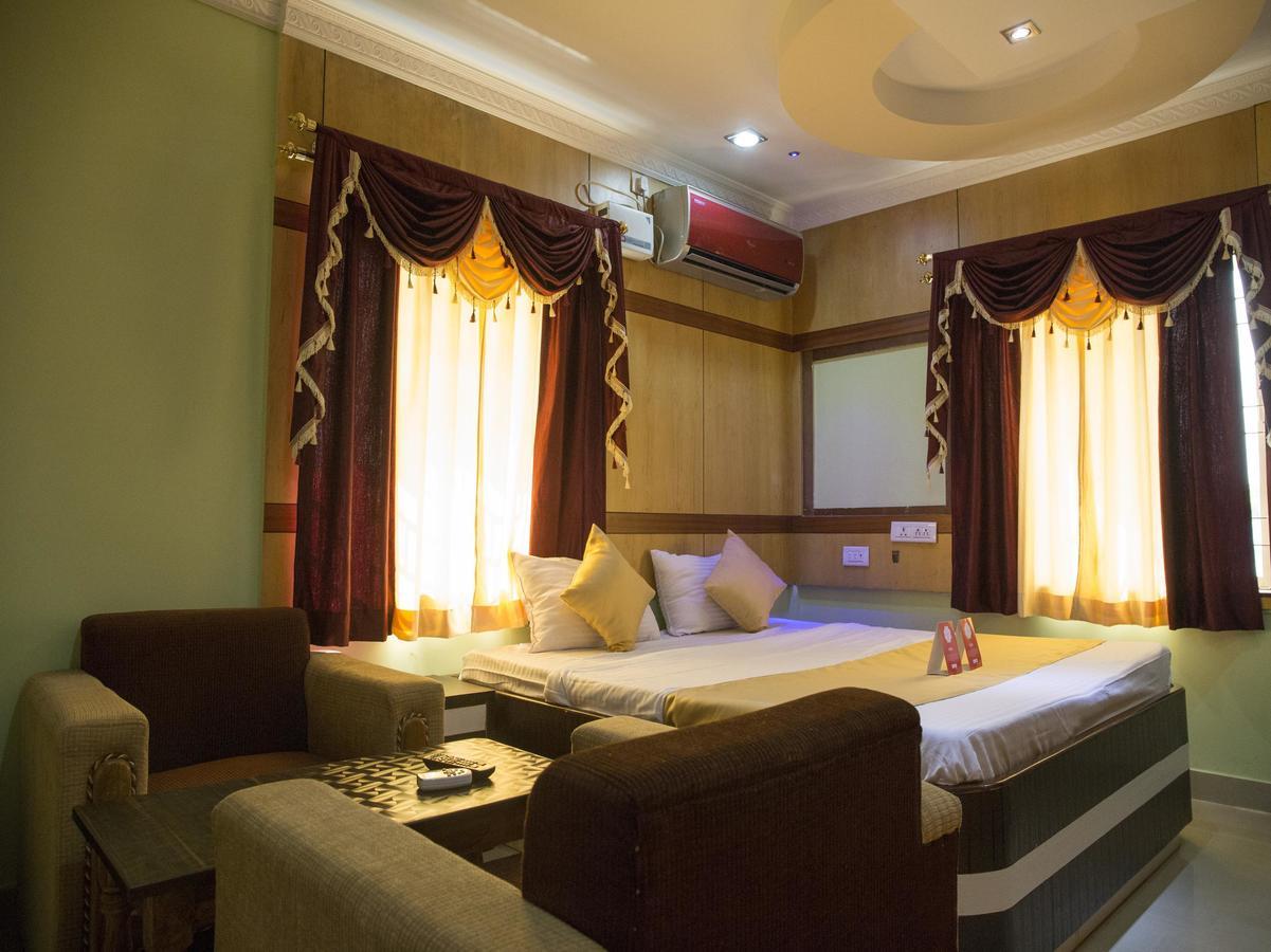 โอโย 4536 ชัยเทพ วิหาร Hotel บูบันเนสชวาร์ ภายนอก รูปภาพ