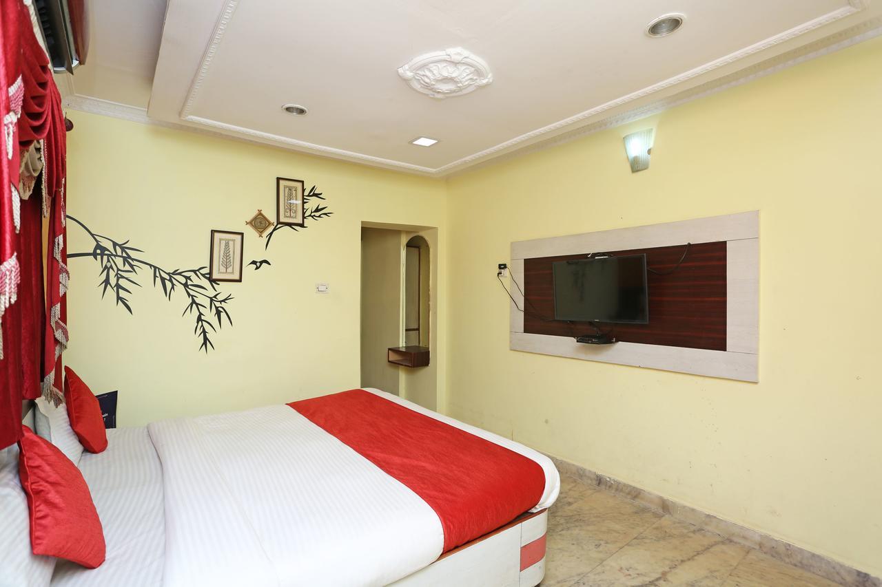 โอโย 4536 ชัยเทพ วิหาร Hotel บูบันเนสชวาร์ ภายนอก รูปภาพ